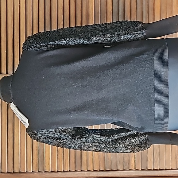 Nanette Lepore Long Sleeve Black Sweater Women's Size Small NWT - Picture 3 of 13